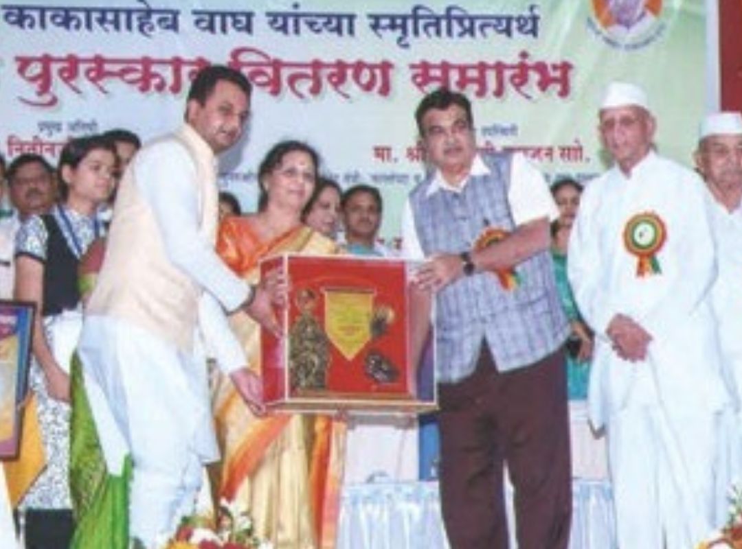 Karmayogini Puraskar By Mr. Nitin Gadkari